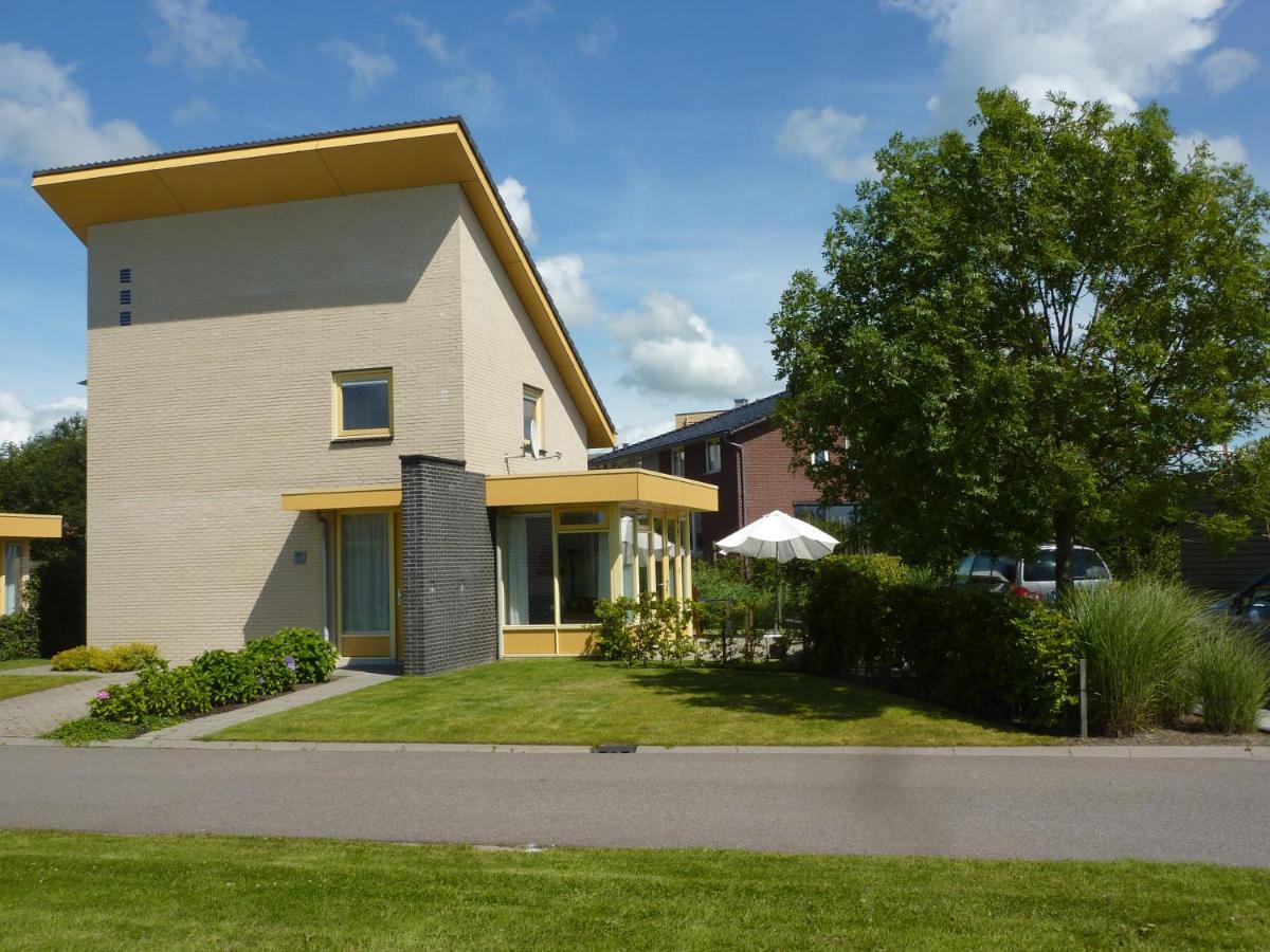 Vakantiehuisgalamadammen Met Ligplaats Boot Koudum Exterior photo